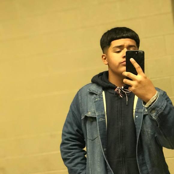 Meet your Posher, Aaron - Picture 1 of 1